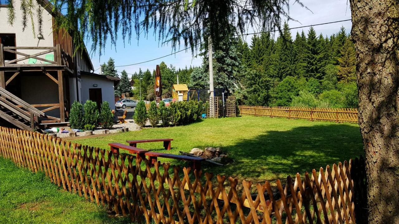 Penzion Studanka, Kliny Экстерьер фото